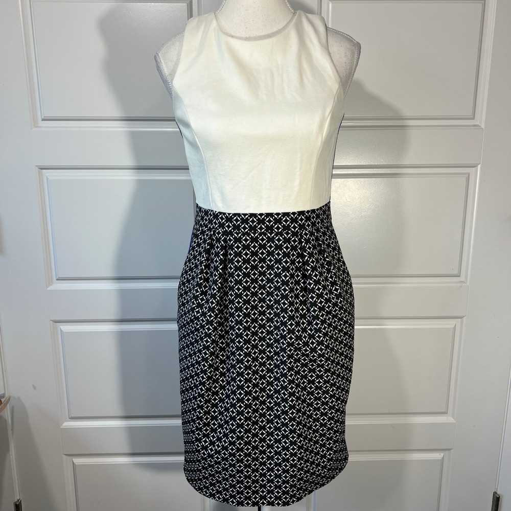 Vince Camuto Dress Size 4 Sleeveless White Black Geometric Career Party